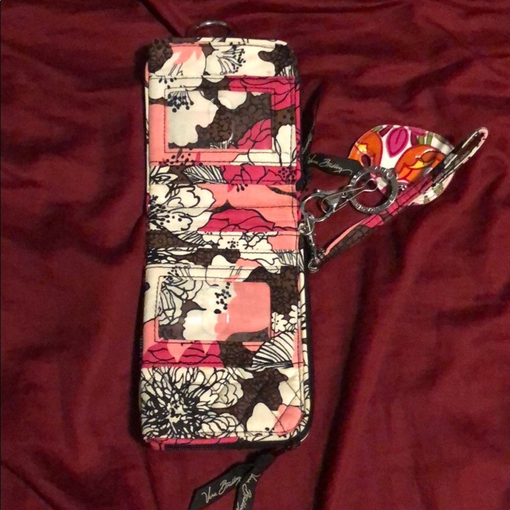 Wristlet - Picture 3 of 4